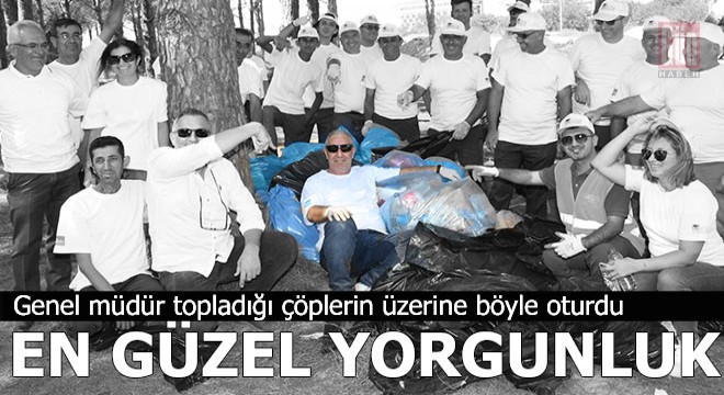 Genel müdür yorgunluğunu çöp torbalarının üzerinde attı