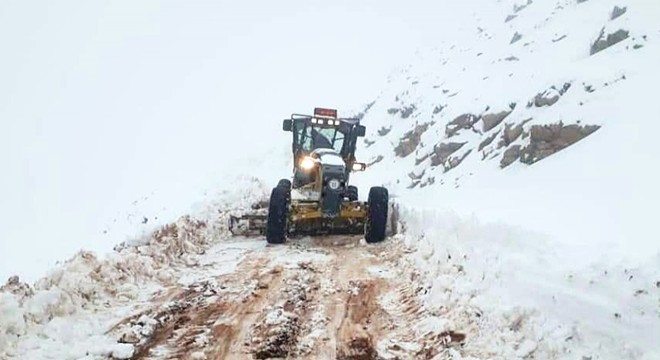 Girdev Yaylası yolu açıldı