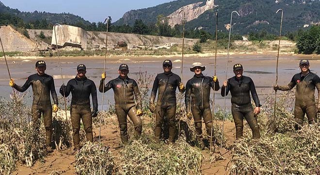 Giresun'da selde kaybolan 4 kişi aranıyor