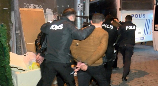 Göçmen kaçakçılarına operasyon