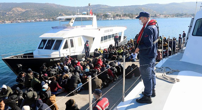 Göçmenler rotasını İtalya'ya çevirdi
