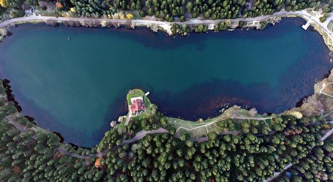 Gölcük Tabiat Parkı'nın muhteşem manzarası havadan görüntülendi