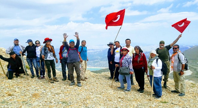 Gömbe Doğa Gönüllüleri zirve yaptı