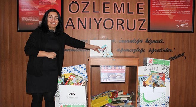 Gönül öğretmenden köy okullarına kütüphane