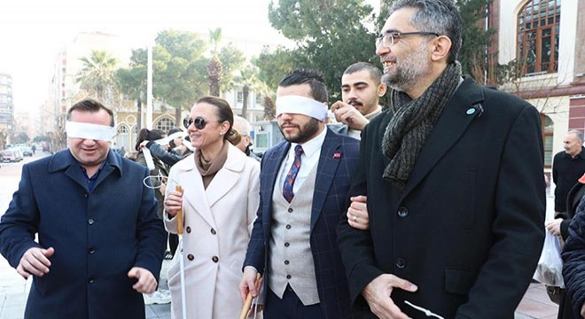 Görme engellilerle empati yaptılar