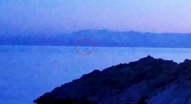 Görüntülediği cismi 'Van Gölü Canavarı' sandı