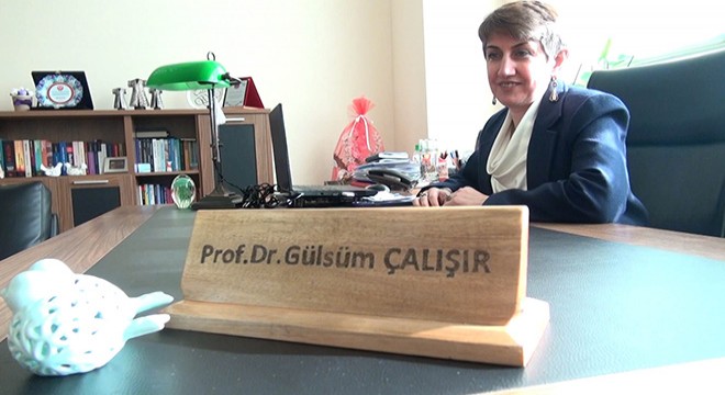 Gümüşhane'de fakültenin ilk kadın profesörü oldu
