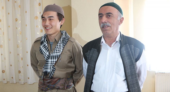 Güney Koreli öğrenciler, Yüksekovalı aileye misafir oldu