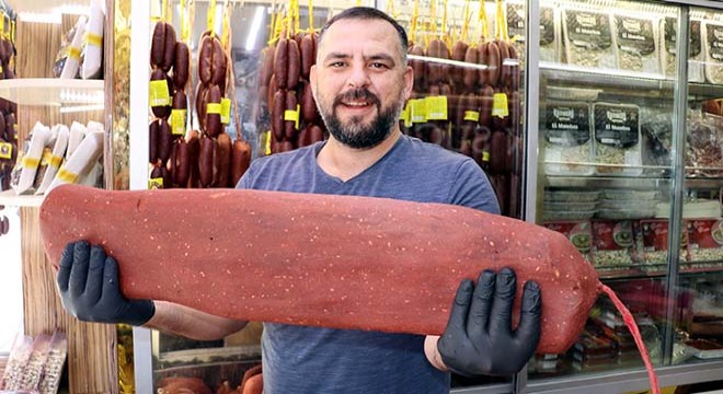 Gurbetçiler gelmeye başladı, pastırma satışları arttı