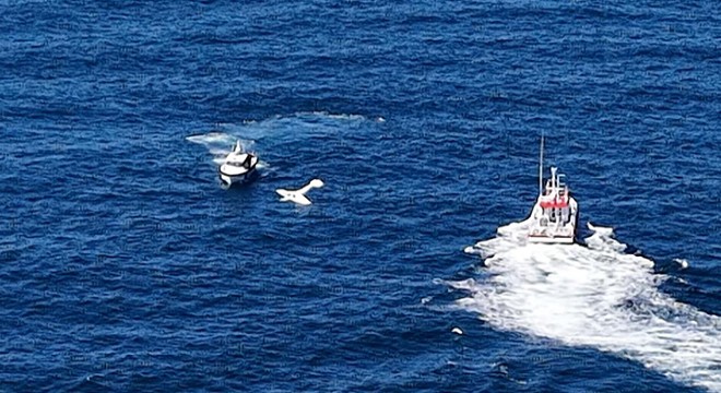 Gürcistan'dan kalkan uçak Rize'de denize acil iniş yaptı