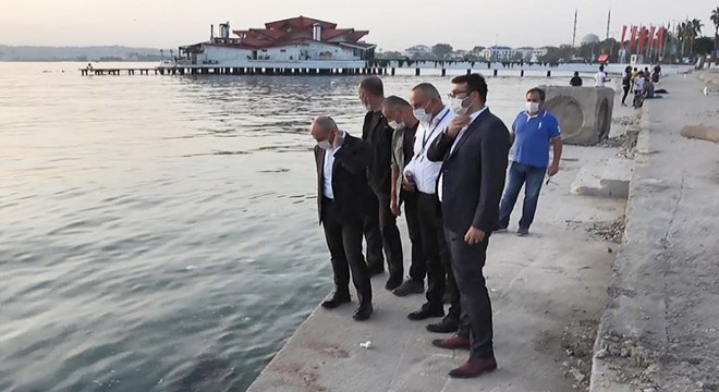 Gürpınar’dan Büyükçekmece koyuna kadar denizi kirlettiler