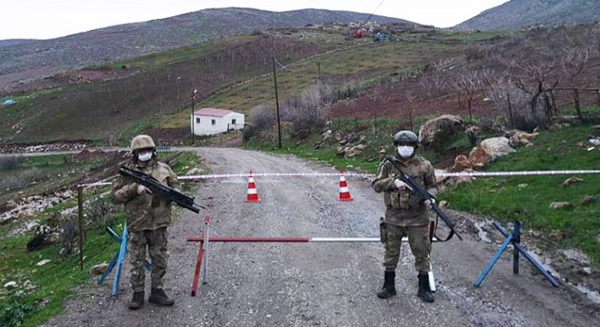 Güvenlik korucusunun testi pozitif çıktı, köy karantinaya alındı