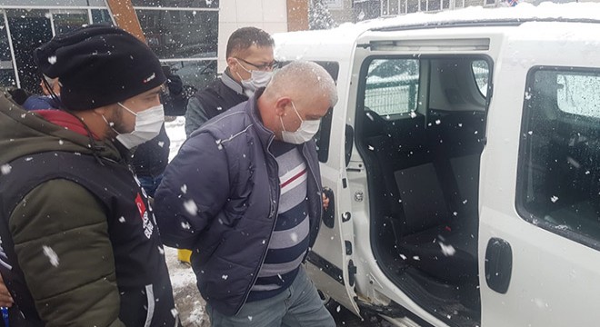 Hacer can çekişirken 'Sen daha ölmedin mi' diyerek alnından vurmuş