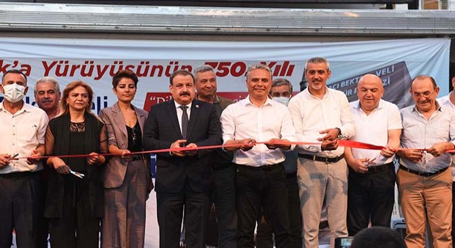 Hacı Bektaş Veli heykeli törenle açıldı