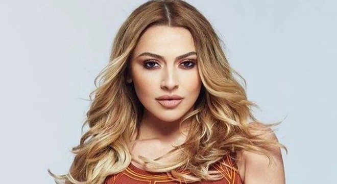 Hadise, depremzede çocuklarla bir araya geldi