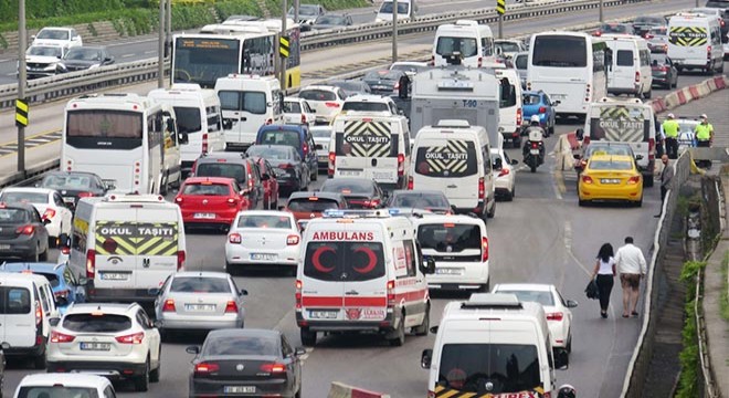 Haftanın ilk iş gününde İstanbul trafiğinde yoğunluk