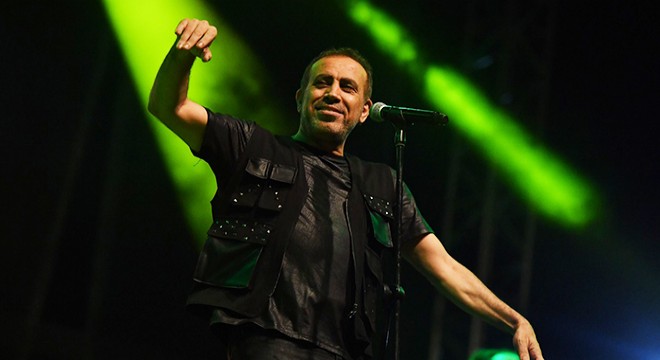 Haluk Levent’ten aşı olun uyarısı