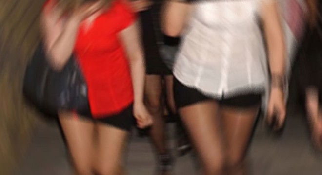 Hamam ve saunalara fuhuş baskını