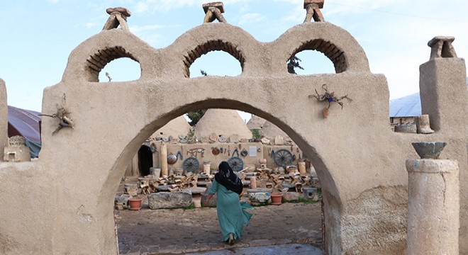 Harran'ın konik kubbeli evleri, özelliğiyle dikkat çekiyor
