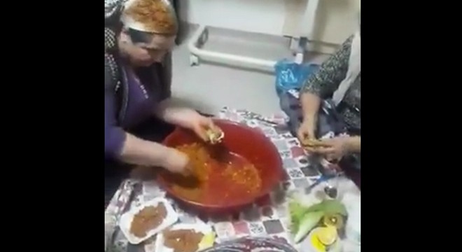 Hastane odasında 'çiğ köfte partisi'ne inceleme