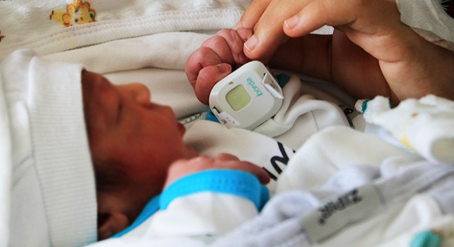 Hastanede bebek kaçırılmasına karşı 'çip'li takip