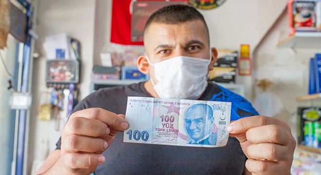 Hatalı banknotu, 150 bin TL'ye satıyor