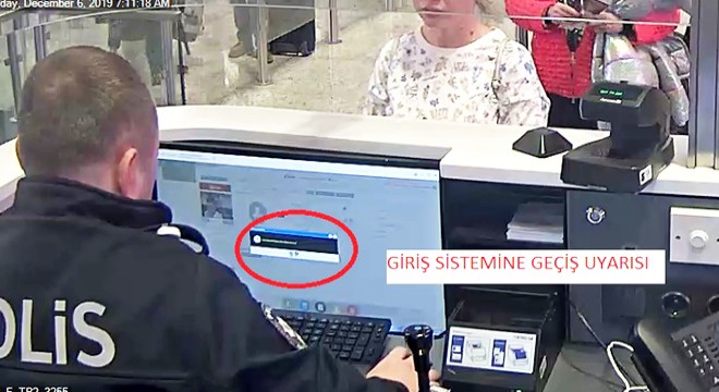 Havalimanlarında görevli 3 polise göçmen kaçakçılığı tutuklaması