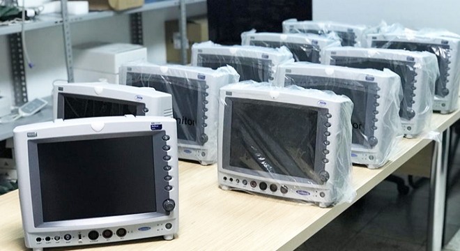 Hayırseverden hastaneye 300 bin değerinde cihaz bağışı