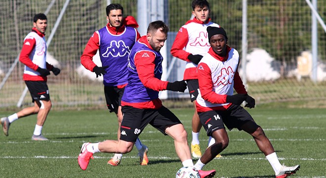 Hedef 46 ncı Süper Lig maçında Gençlerbirliği ni yenmek