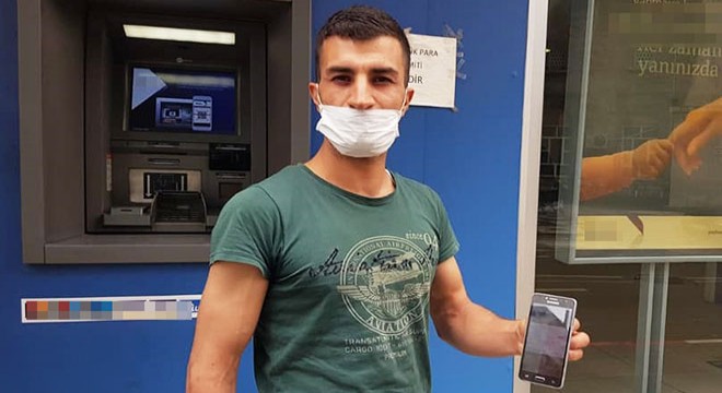 Hesabına yanlışlıkla yatırılan 70 bin lirayı sahibine gönderdi