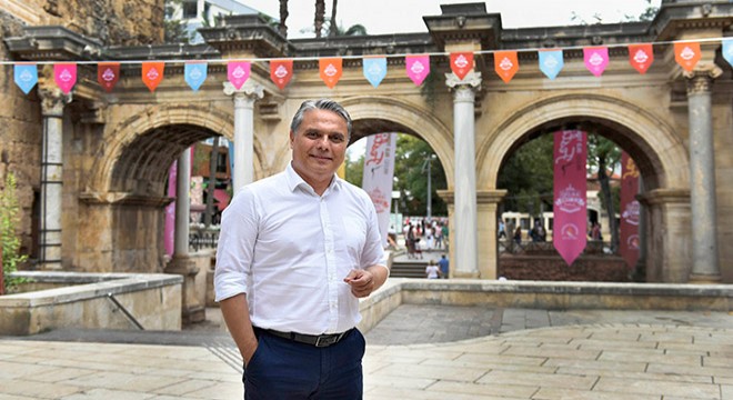 Heyecan Türk halk müziğiyle devam ediyor