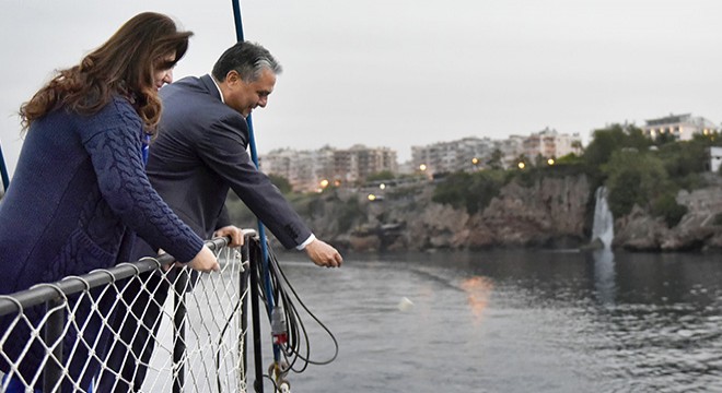Hıdırellez dilekleri Akdeniz'le buluşuyor