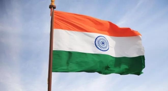 Hindistan'da tapınak çöktü: 35 kişi hayatını kaybetti