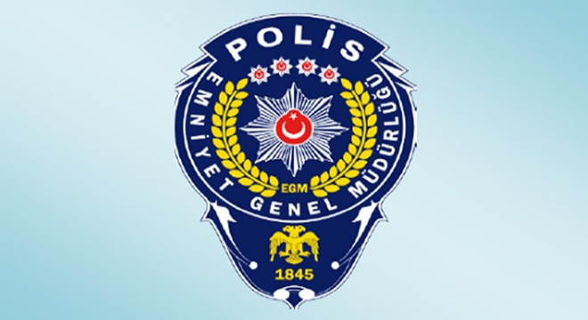 Hırsızı, izindeki polis yakaladı