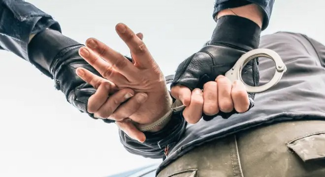 Hırsızlık şebekesine operasyonda 12 tutuklama