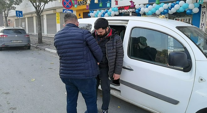 Hırsızlık suçundan aranan şüpheli, denetim noktasında yakalandı