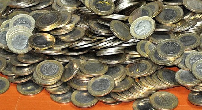 Hırsızlık şüphelisi giyimiyle dikkat çekti