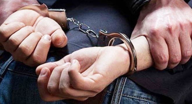 Hırsızlık şüphelisi kovalamaca ile yakalandı