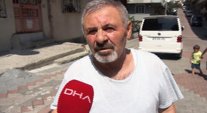 Hırsızlık yaptığı minibüste mahsur kalan şüpheliye dayak