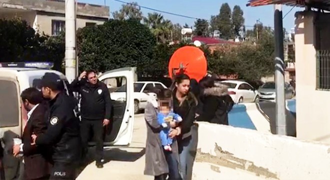 Hırsızlık şüphelisi, kucağında bebeğiyle emniyete getirildi