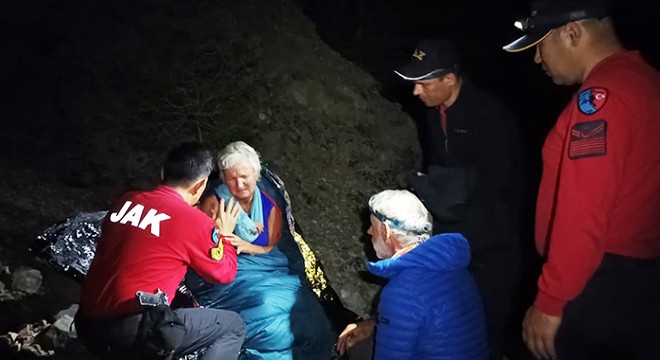 Hollandalı turisti jandarma kurtardı
