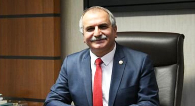 İYİ Partili eski milletvekili Ahmet Çelik e bıçaklı saldırı