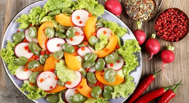 İç baklalı yaz salatası tarifi, nasıl yapılır?