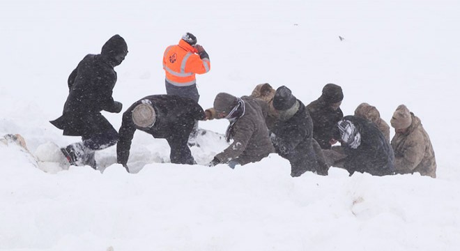 İçişleri Bakanlığı: İkinci çığda 30 kişiye ulaşıldı