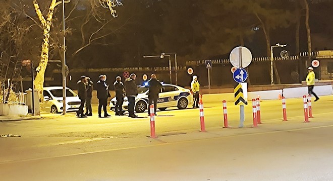 İçişleri Bakanlığı önünde sırt çantalı bir şüpheli vuruldu