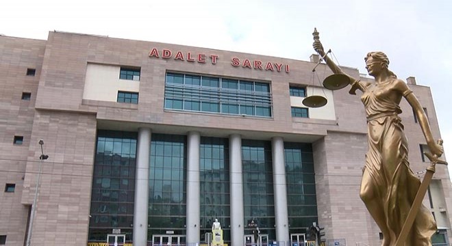 İcra müdür yardımcısı adliyeden firar etti
