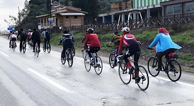 İdlib şehitleri için pedal çevirdiler