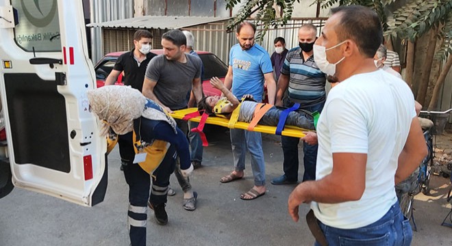 İki kardeş, güvercin için çıktıkları çatıdan düştü