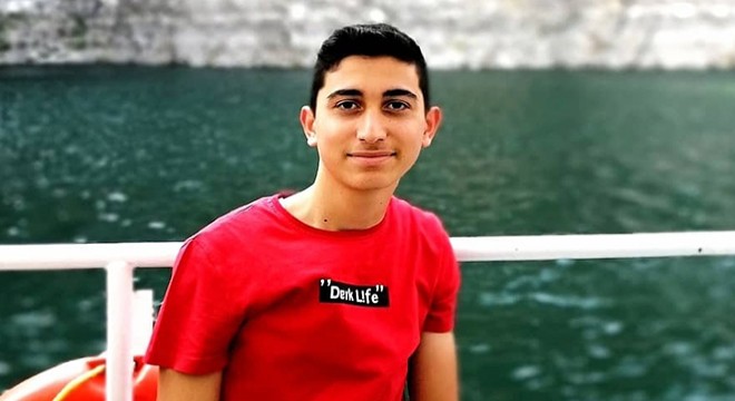 İki lise öğrencisinin öldüğü kazada, sürücüler serbest