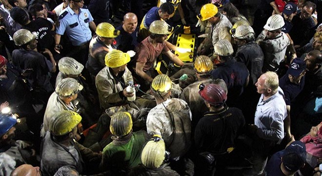 İki madencinin ölümüyle ilgili 8 görevli yargılanıyor